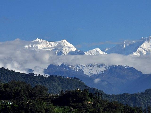 Damthang Tendong Trek