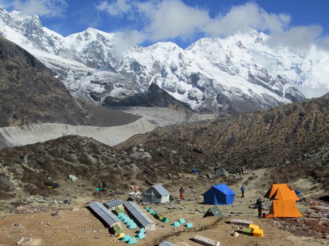 Trekking in Himalayas